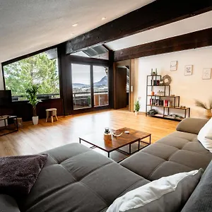 Apartment Bergliebe, Kierwang